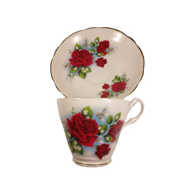 Red Roses Cup & Saucer Royal Ascot Bone China Gold Trim England Vintage Tea set - Picture 3 of 15